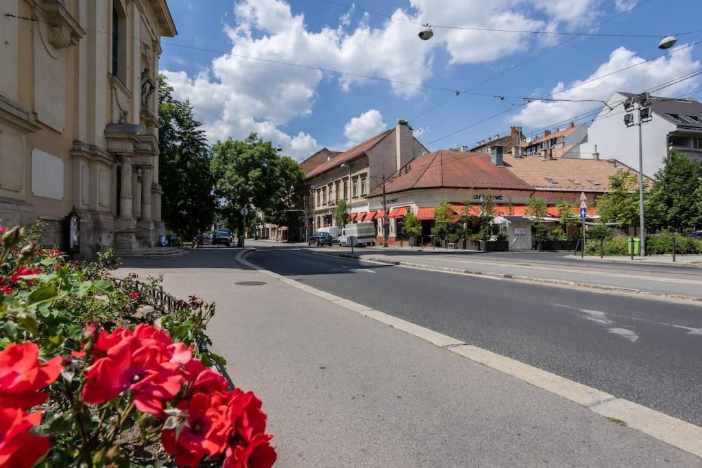 Mirage Monte Apartment Budapest Bagian luar foto