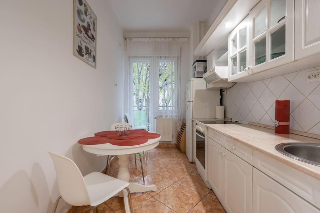 Mirage Monte Apartment Budapest Bagian luar foto